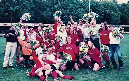 Roda Zon  kampioen 2000-2001.jpg