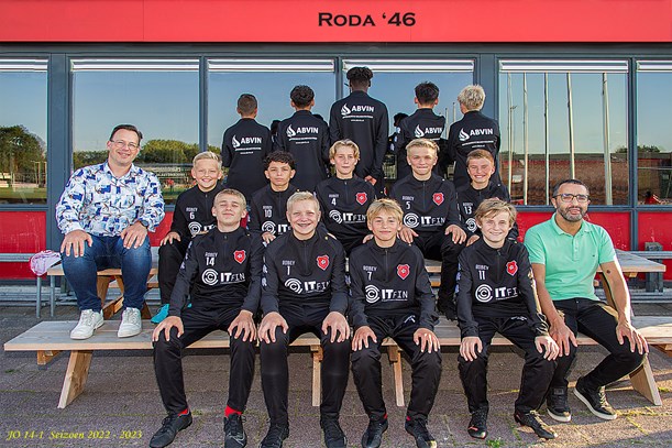 Teamfoto Roda'46 JO14-1_22_23_002.jpg