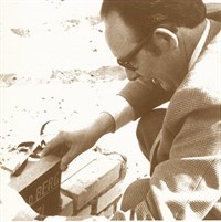 09_eerste_steen_kantine_sepia_200x201.jpg