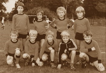 1980_allereerste_f-1_team_sepia_350x240.jpg