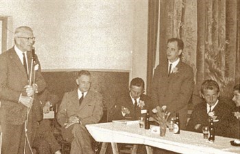 05_opening_buiningpark_sepia_350x225.jpg