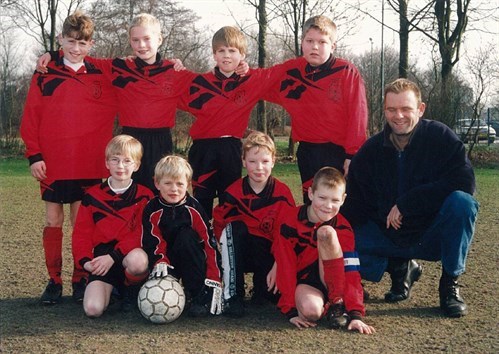 1999-2000_e12_499x354.jpg
