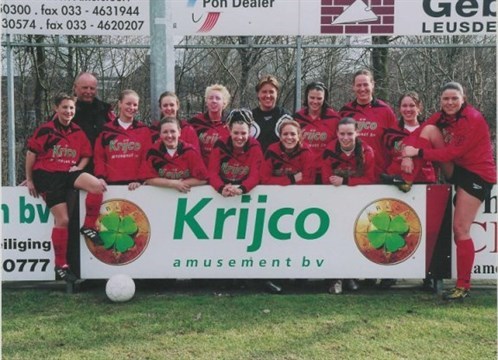 2002-2003 da1_498x360.jpg