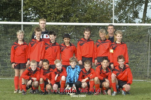 2004-2005 d4_496x330.jpg