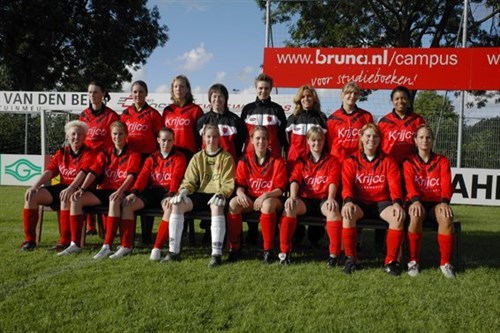 2004-2005 da1_500x333.jpg