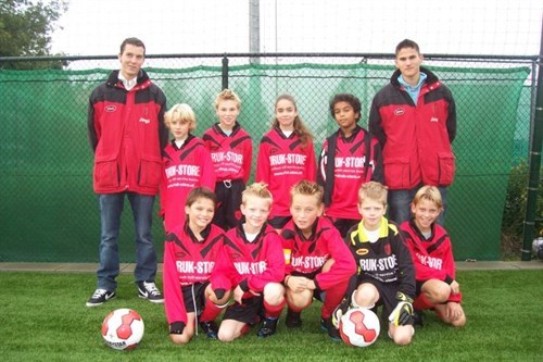 2009-2010-e2_500x333.jpg