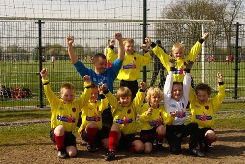 2009-2010_f19_499x334.jpg